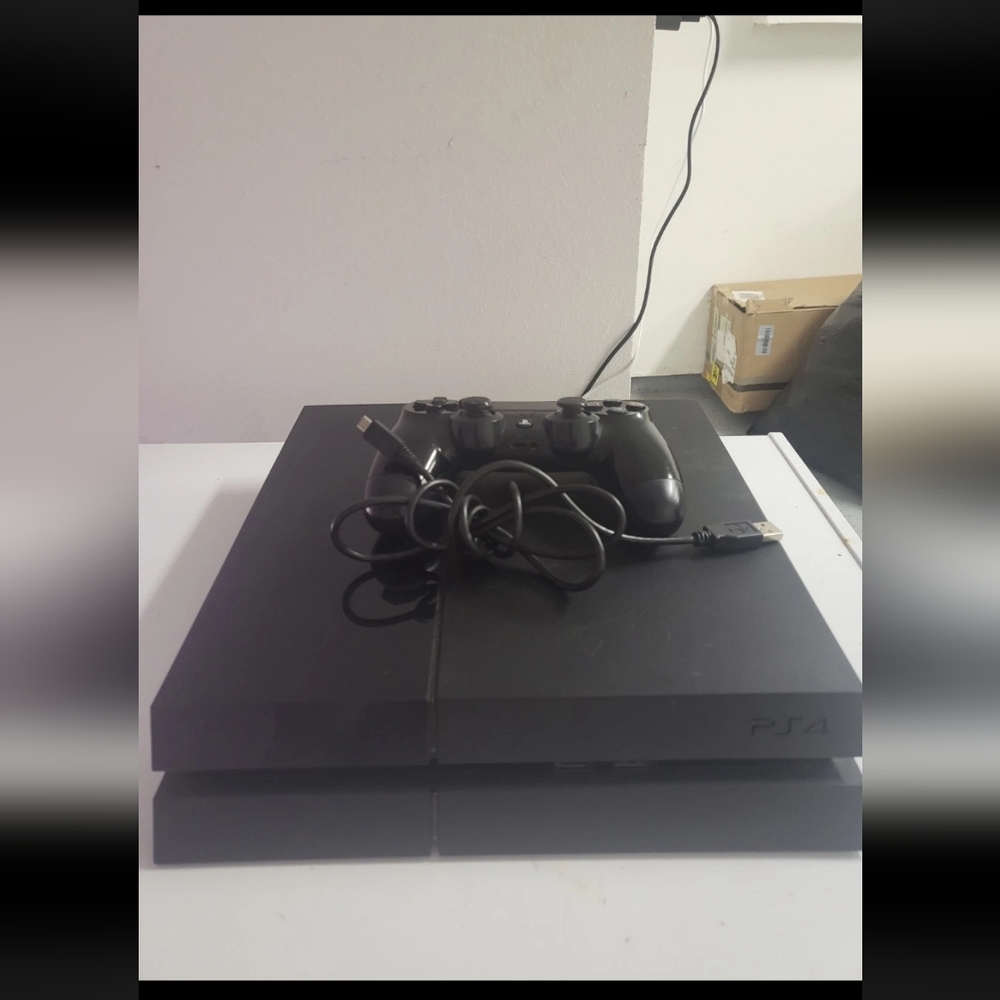 Sony PlayStation 4 PS4 Slim 500GB Black Console + No Controller  CUH-2015A